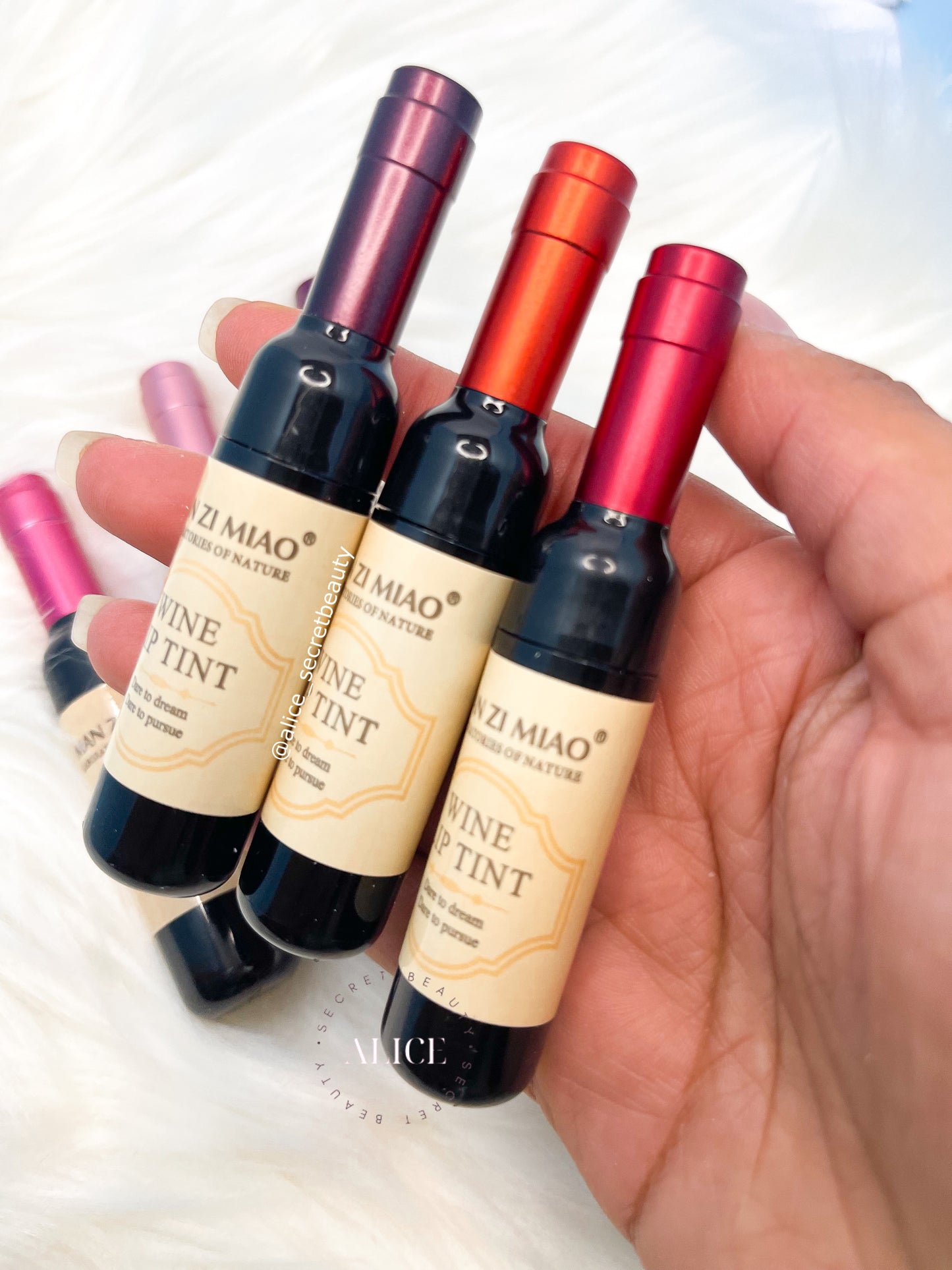 Batom Líquido Lip tint Wine Garrafa de Vinho - 7g