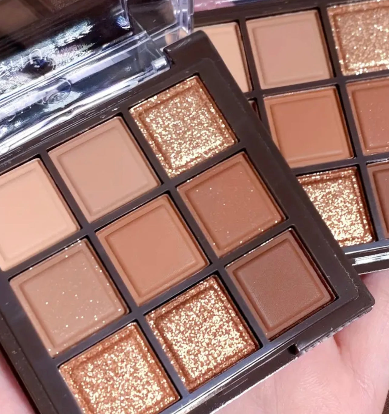 Paleta de sombras com 9 tons chocolate MSMEESHU